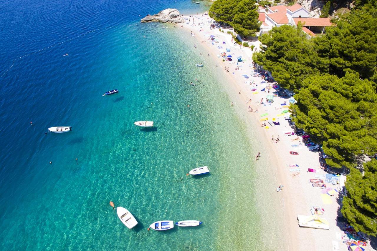 Apartments With A Parking Space Brela, Makarska - 16603 エクステリア 写真