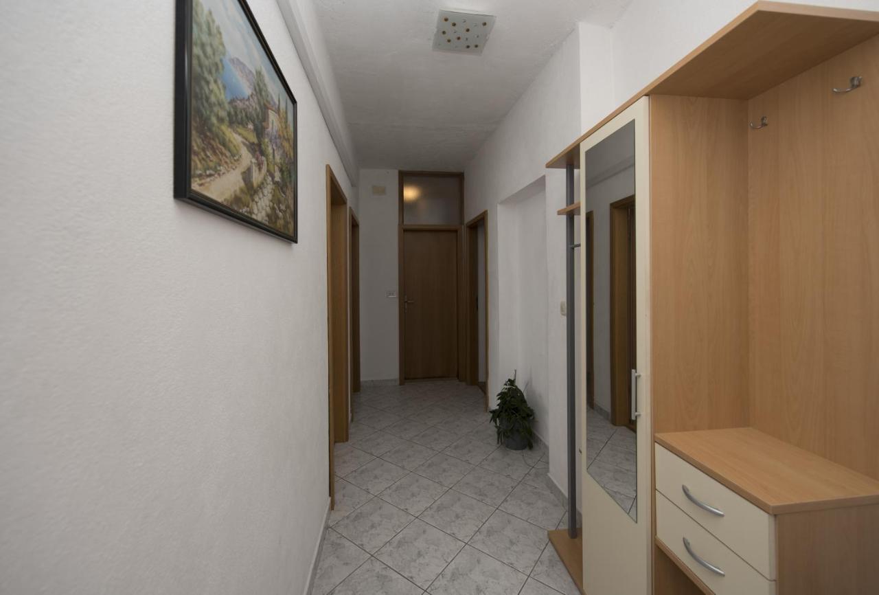 Apartments With A Parking Space Brela, Makarska - 16603 エクステリア 写真