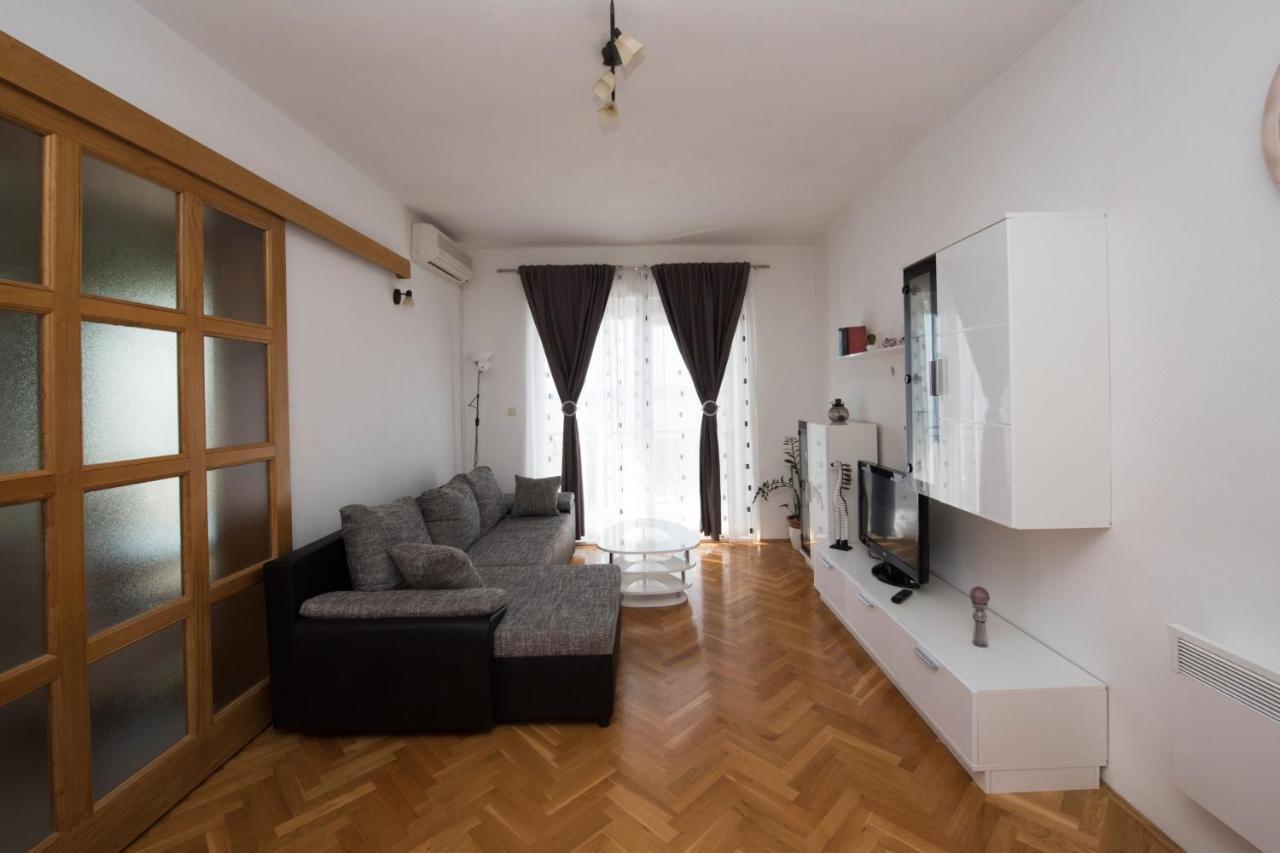 Apartments With A Parking Space Brela, Makarska - 16603 エクステリア 写真